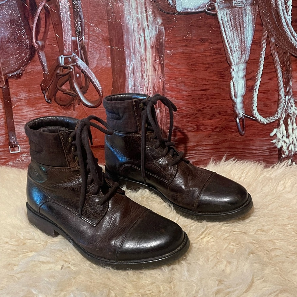 B2 leather boots